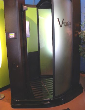 Click on this link to see before and after images of our refurbished Versa Spa machines. http://www.customtanningbed.com/spray_tanning.html<br> 

<br> Used Versa Spa Spray Tanning Booth, this machine has Voice, but no Heater.  Packaging and Shipping is included anywhere in the lower 48 States.  Machine will be cleaned, professionally packaged and will include the Assembly and Owners Manual.  Installation is available for an additional fee.  Financing is available, if you want to pay by Credit Card or Paypal processing fees will be added to sale.