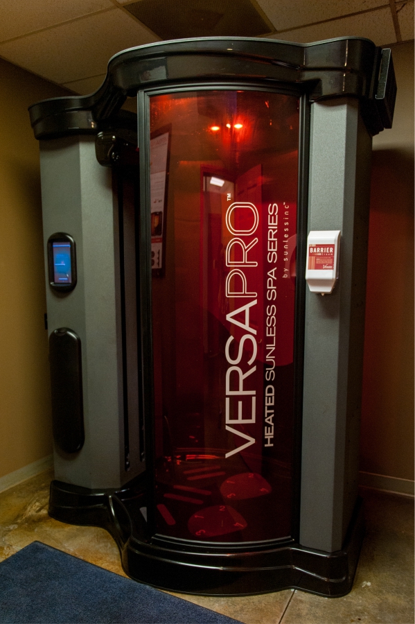 2014 Used Versa Pro Spray Tan Booth.  Includes 30 Days Labor and 90 Day Parts Warranty, Freight and Installation to select States as well as a complete Marketing and Starter Package of products, call for more details 1-800-667-9189 ext 2